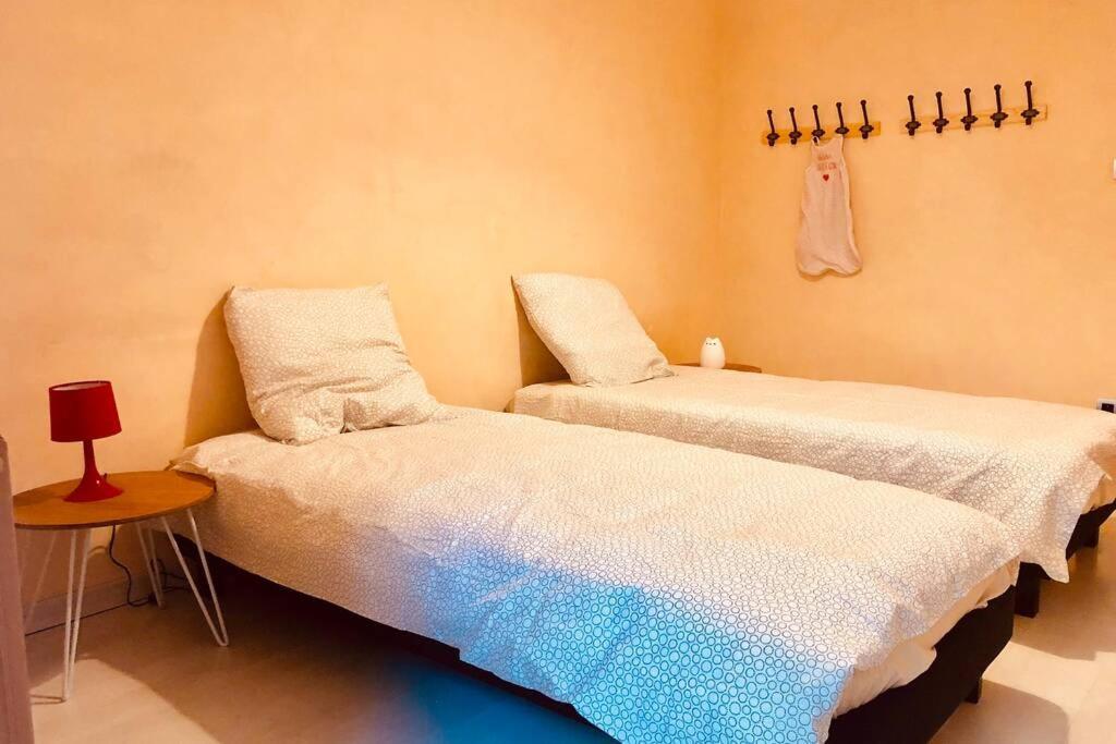F3 - Neuf - 4/6 P - Lits King Size - Wifi - Cour Apartment Le Puy-en-Velay Екстериор снимка